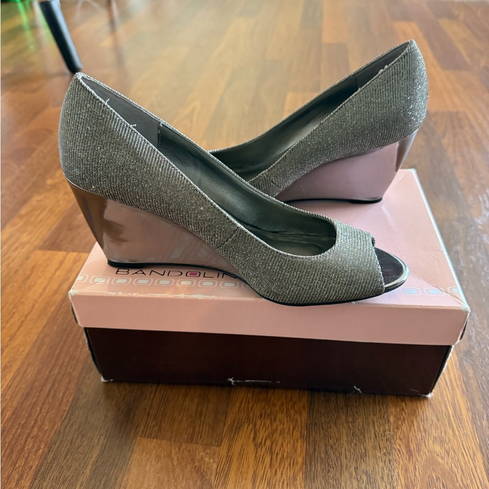 Bandolino Women's Peep Toe Wedge Shoes - Silver and Brown